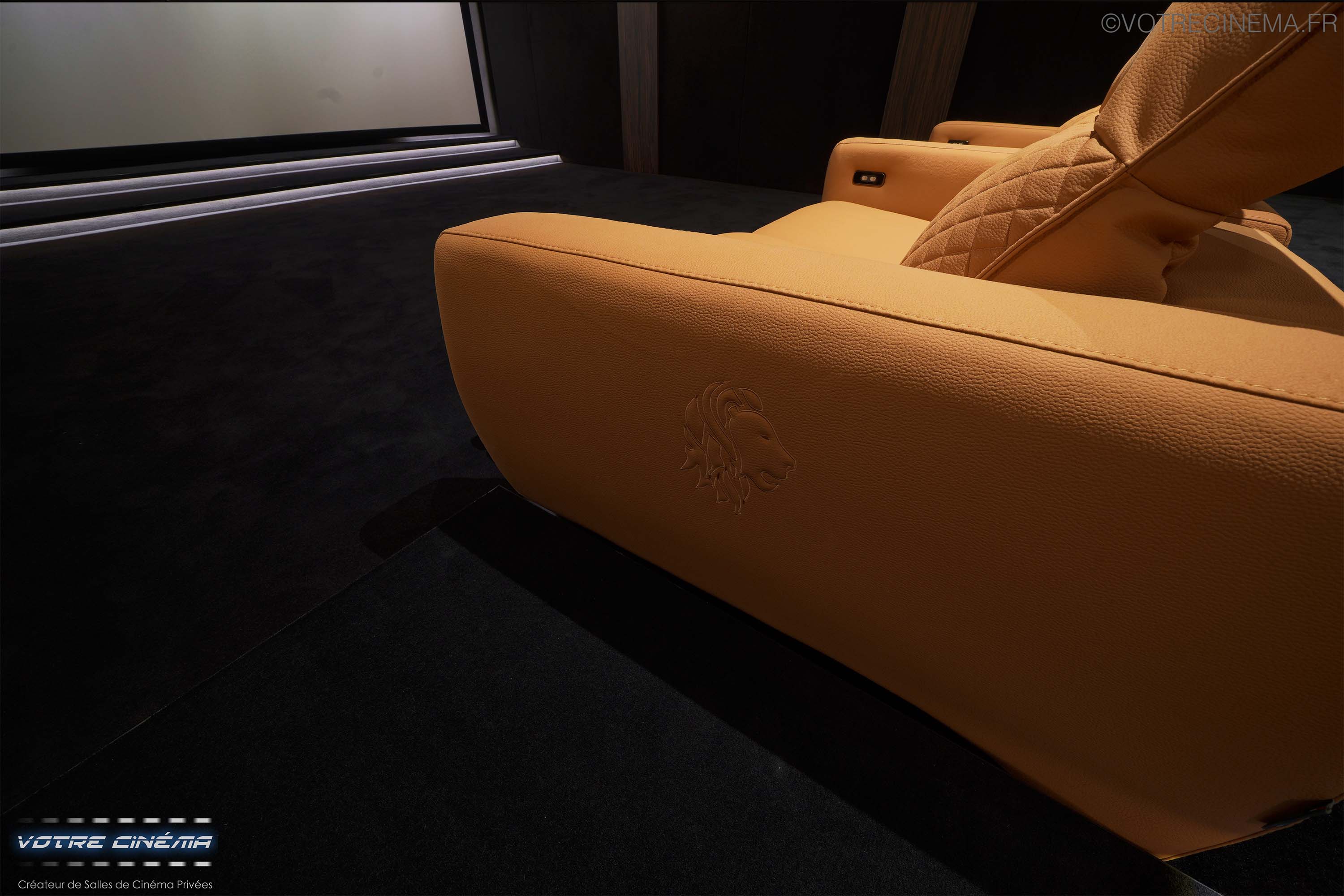 Fauteuil de salle de cinéma privée