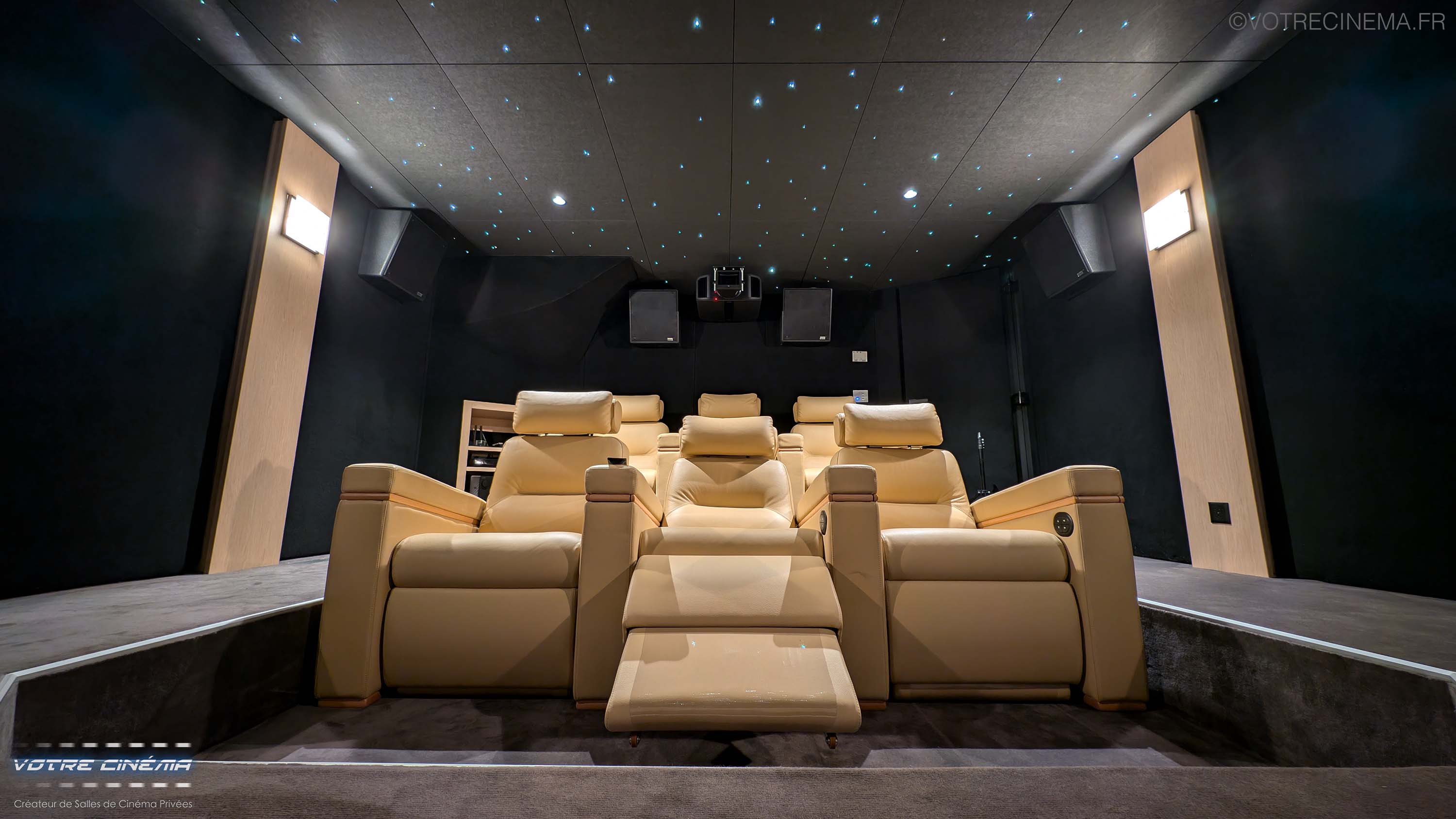 Création salle de cinéma privée en Suisse